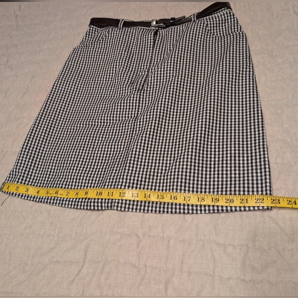 SALE -- Marks & Spencer, belted Black and White Checkered Skirt, US 14 / UK 18 - Picture 7 of 8